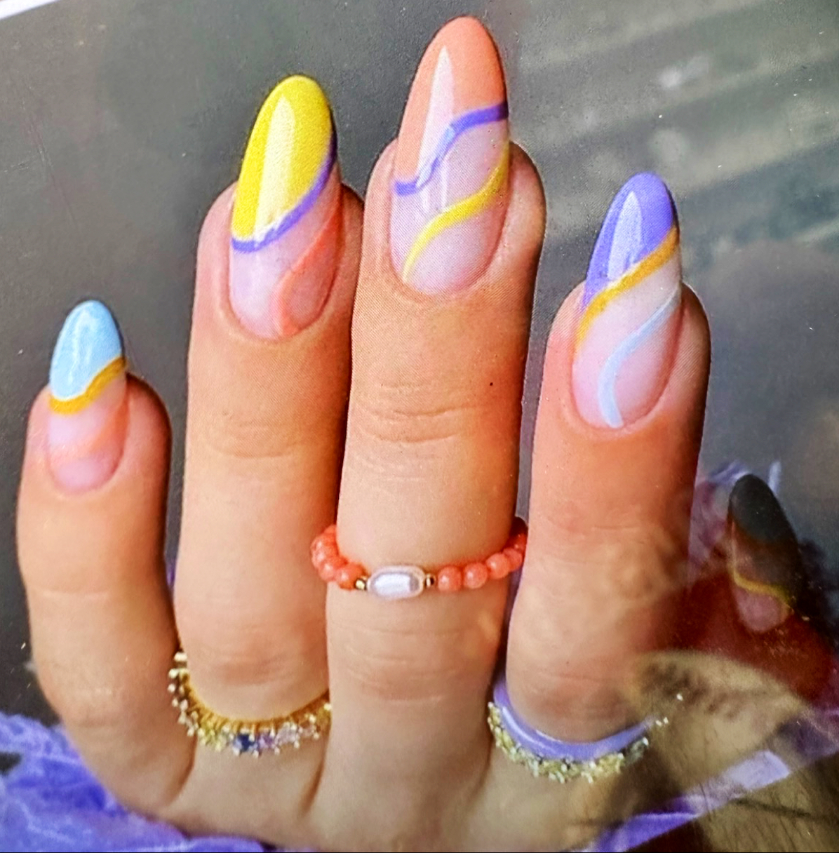 Revive Nails & Spa logo