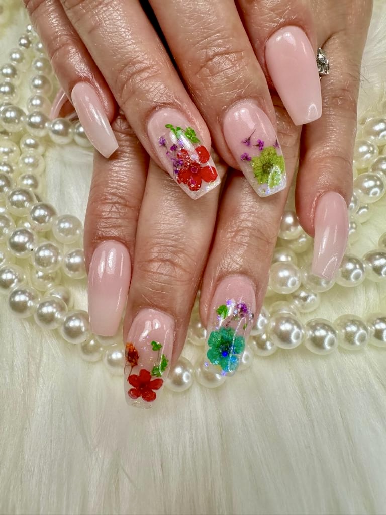 Revive Nails & Spa nail photo 7